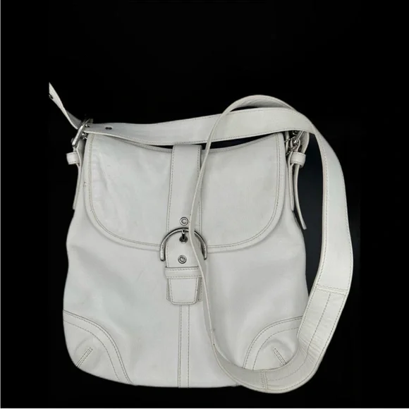 Coach White Leather Bag with Strap 

Length 11”
Width 11.5”
Strap 20”

Preloved - Picture 6 of 6